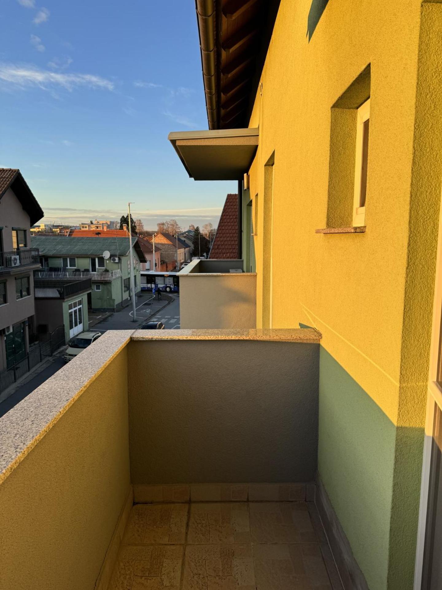 Pansion Komfor Fitea Osijek Exteriör bild